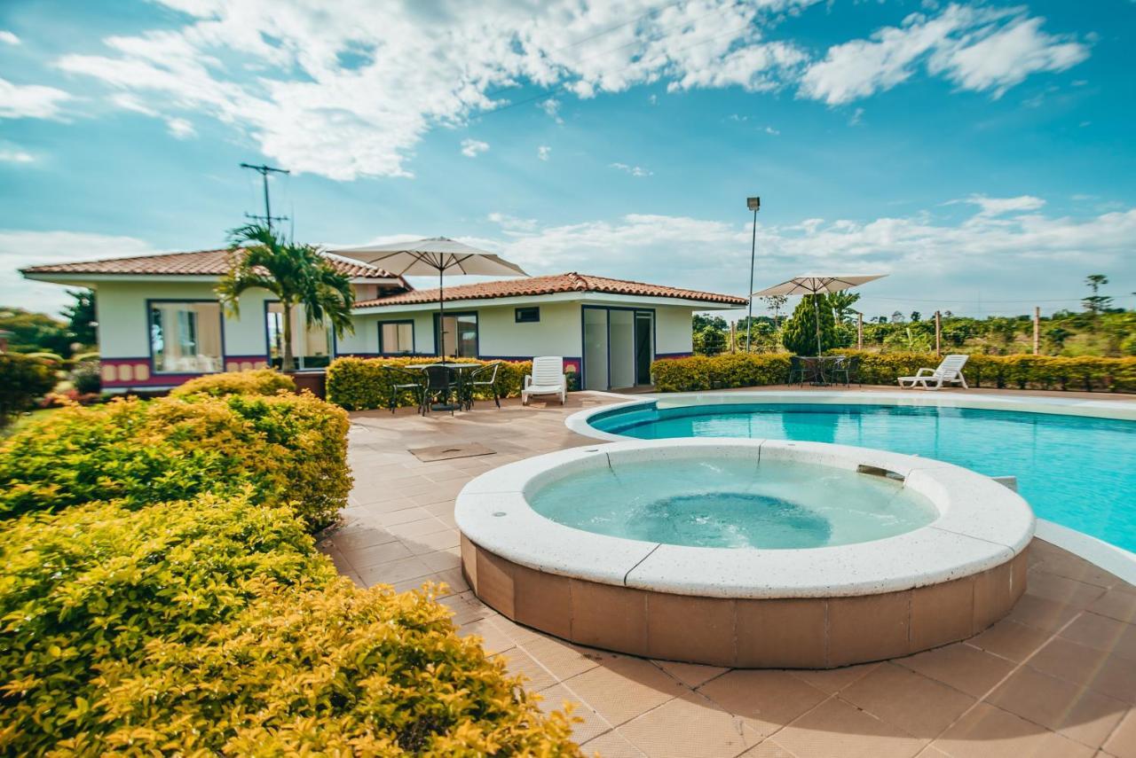 Hotel Arrayanes Del Quindio Монтенегро Екстер'єр фото