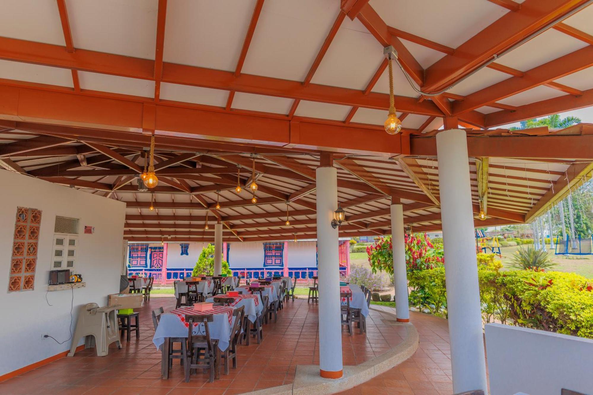Hotel Arrayanes Del Quindio Монтенегро Екстер'єр фото