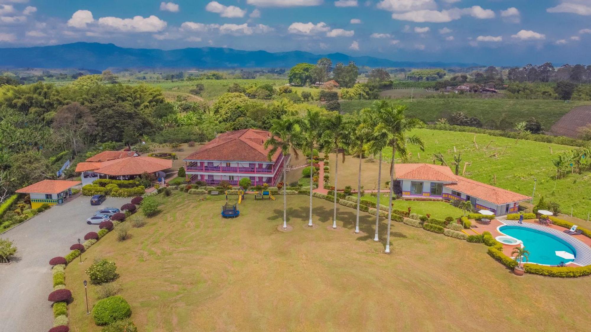 Hotel Arrayanes Del Quindio Монтенегро Екстер'єр фото