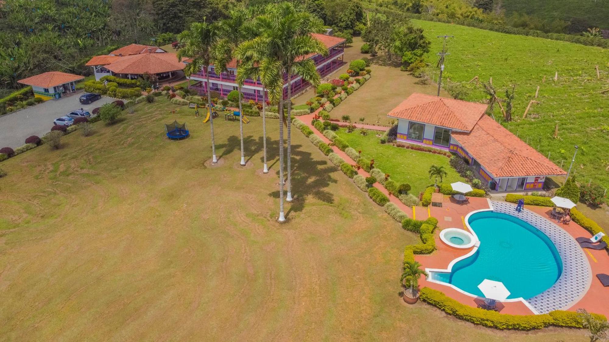 Hotel Arrayanes Del Quindio Монтенегро Екстер'єр фото