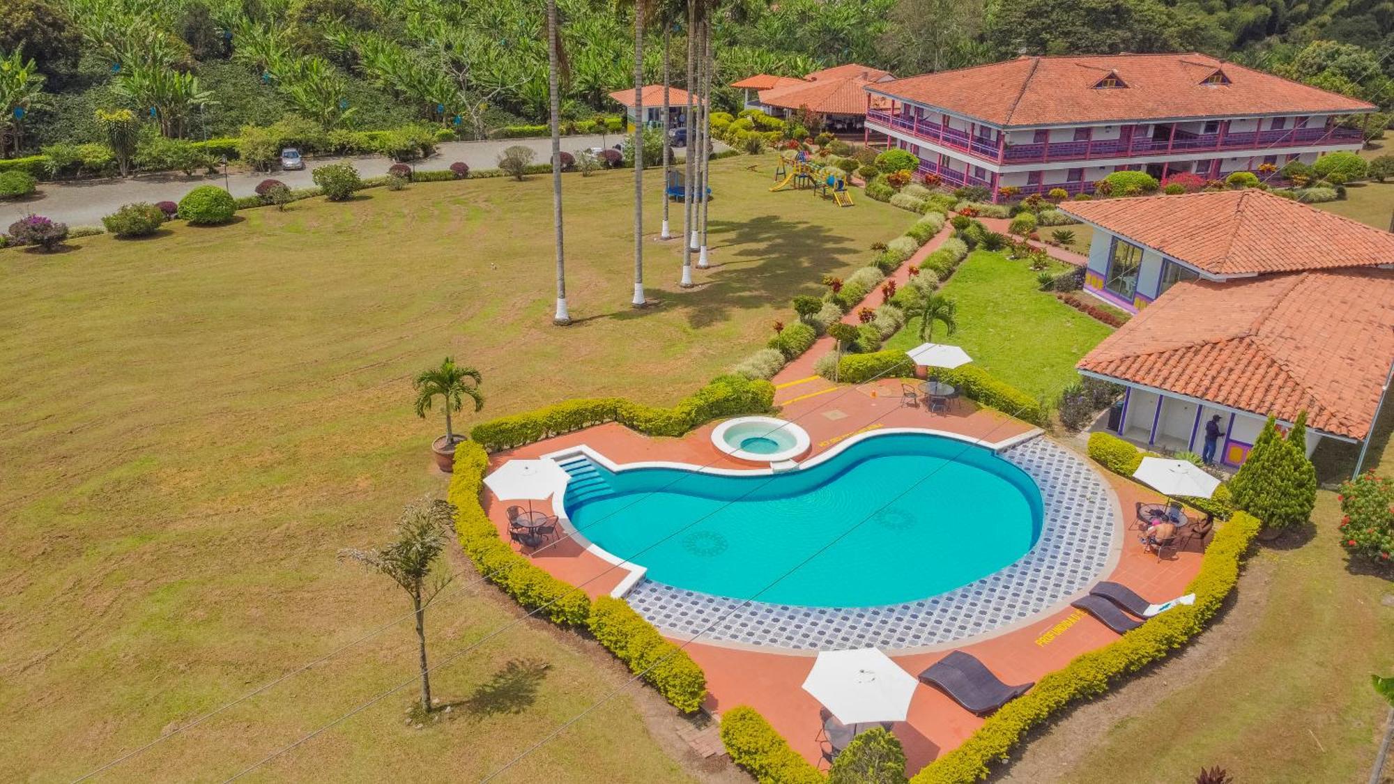 Hotel Arrayanes Del Quindio Монтенегро Екстер'єр фото